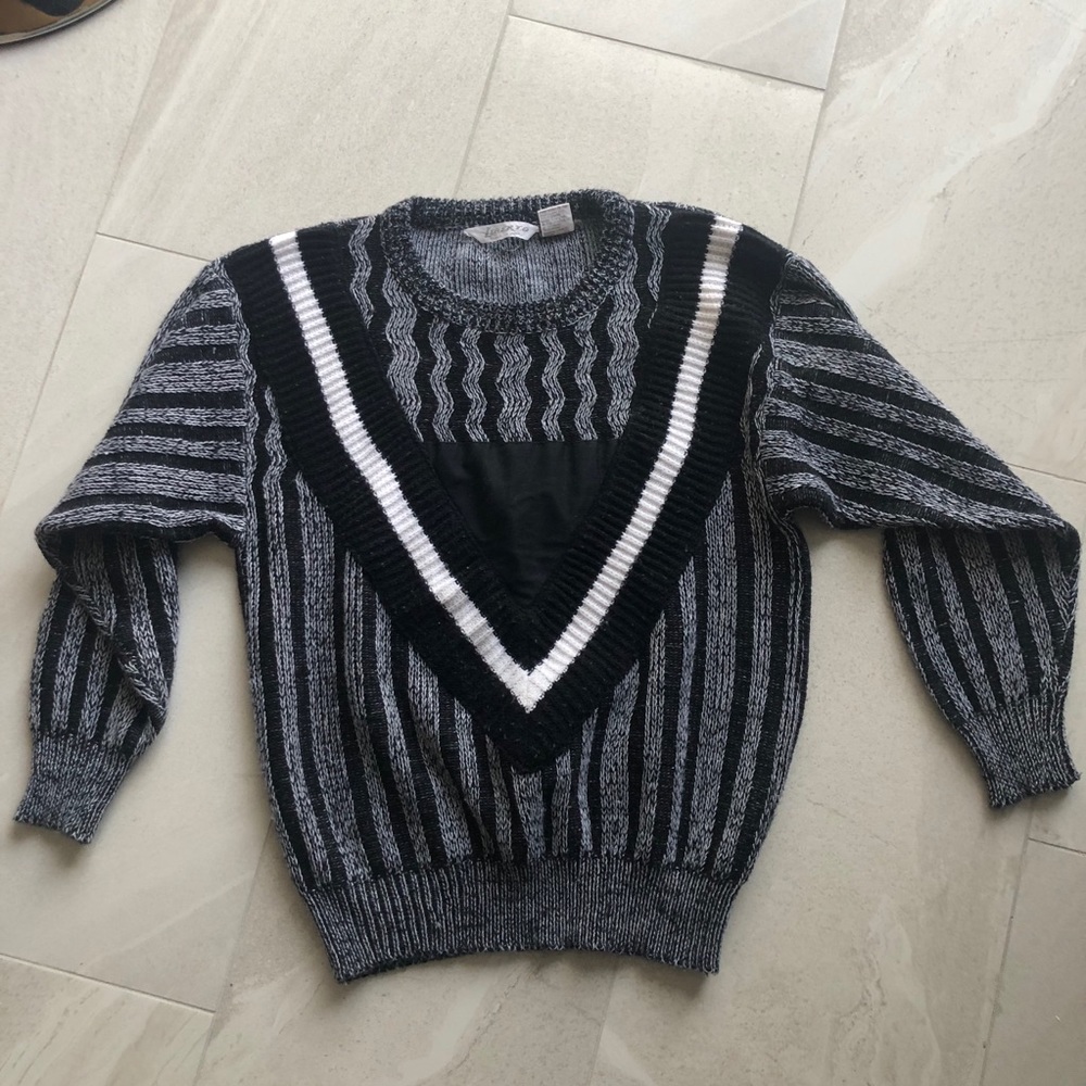 Unisex Cozy Sweater